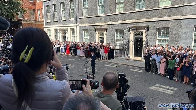 英国新首相首份承诺清单